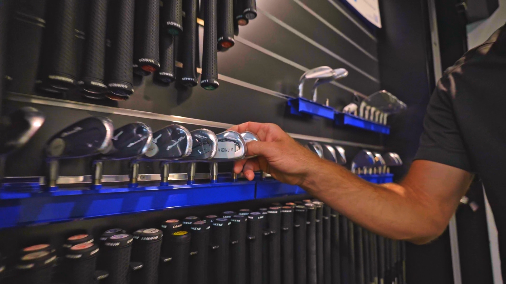 TheOxleyIndoorGolfAcademy_FittingBay1